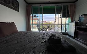 Green Hotel
